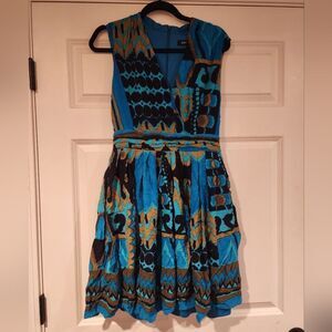Ellen Tracy blue, black, and tan fit and flare sleeveless dress
